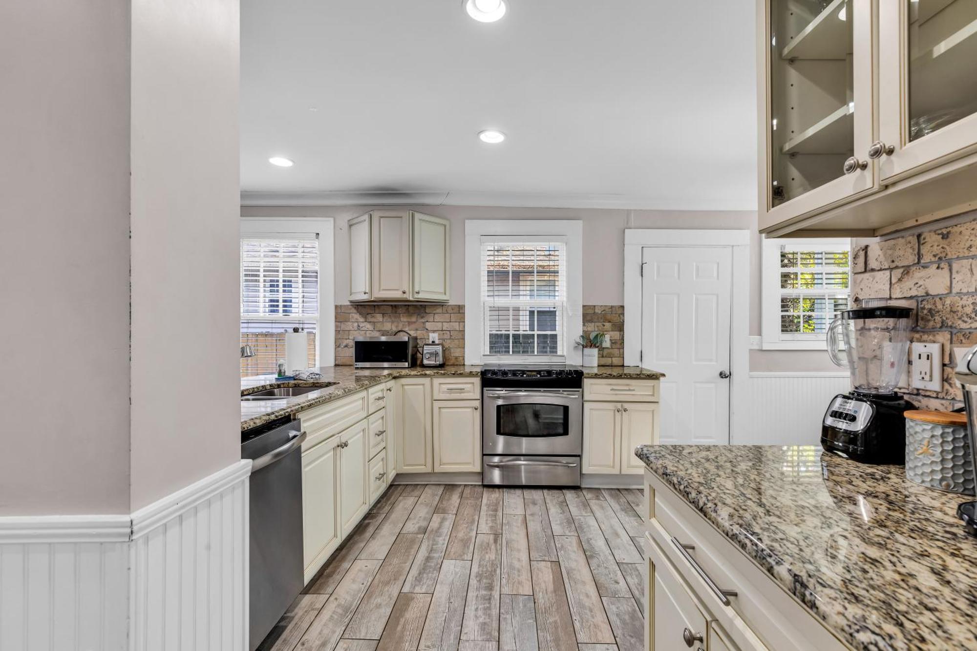 Bright And Modern Close To Everything Charlotte Exterior foto